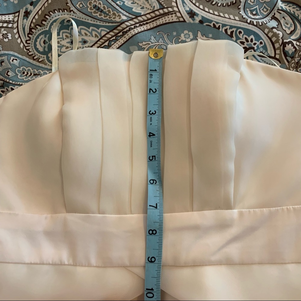Max and Cleo  ivory/ cream organza long tiered dress.  Size 2 - Picture 9 of 15
